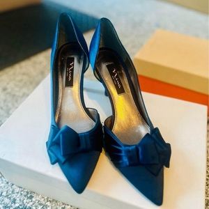 Nina Satin Pumps
